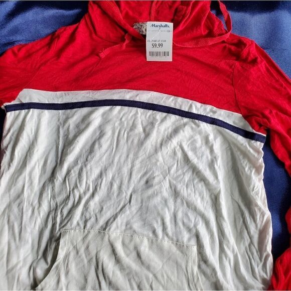 Pink Republic Hooded Top - Picture 2 of 6